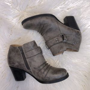 Natural Soul booties